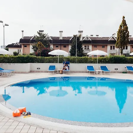 Apartment Anima Jesolo - Drago Village, Family Apartments, Beach, Pool & City Center