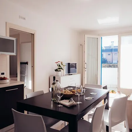 Apartment Anima Jesolo - Drago Village, Family Apartments, Beach, Pool & City Center
