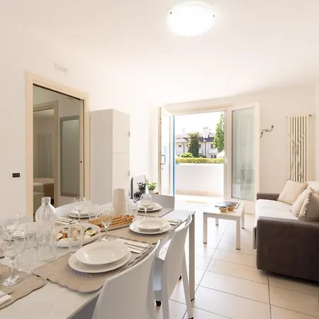 Anima Jesolo - Drago Village, Family Apartments, Beach, Pool & City Center