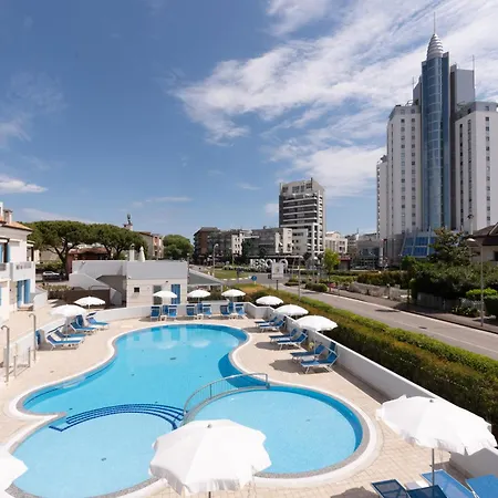 Anima Jesolo - Drago Village, Family Apartments, Beach, Pool & City Center * Lido di Jesolo